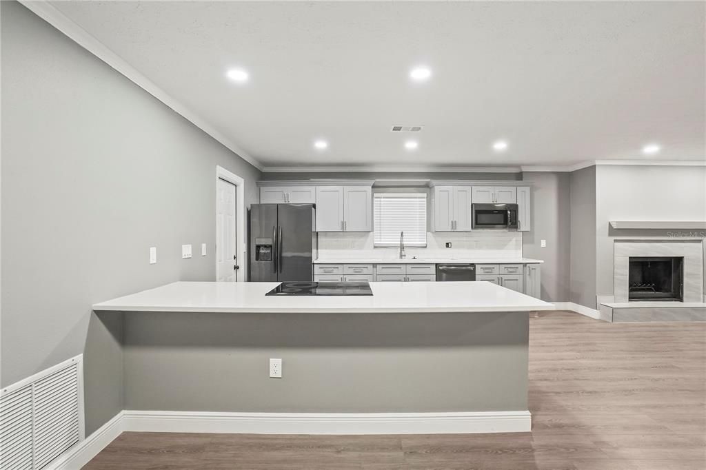 En Venta: $385,000 (3 camas, 2 baños, 1527 Pies cuadrados)