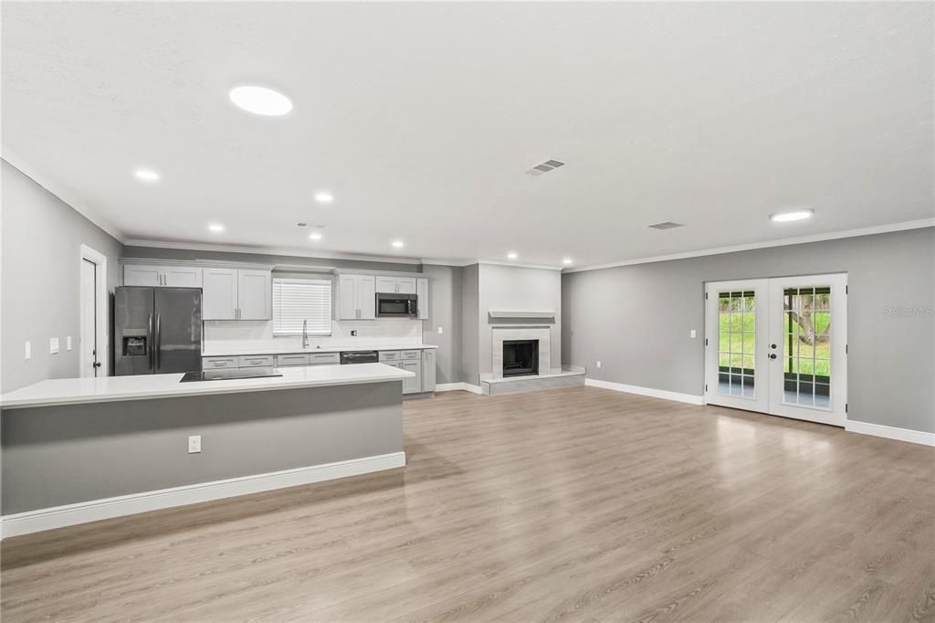 En Venta: $385,000 (3 camas, 2 baños, 1527 Pies cuadrados)