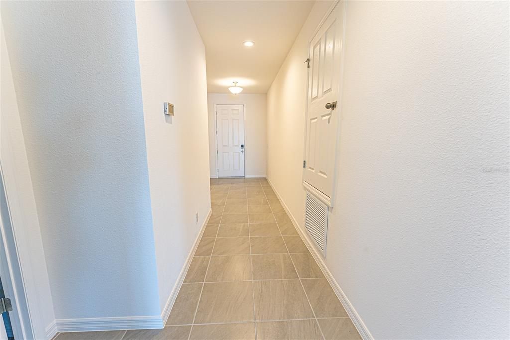В аренду: $2,395 (4 спален, 2 ванн, 2002 Квадратных фут)