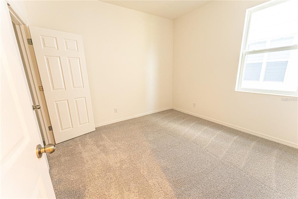 В аренду: $2,395 (4 спален, 2 ванн, 2002 Квадратных фут)