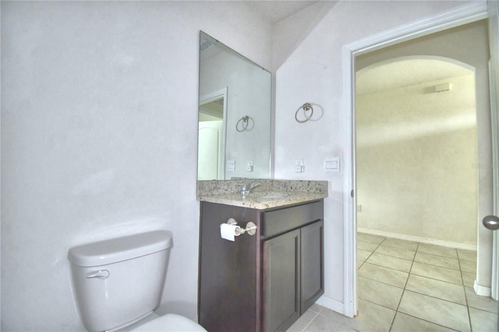 For Sale: $390,000 (4 beds, 2 baths, 1828 Square Feet)