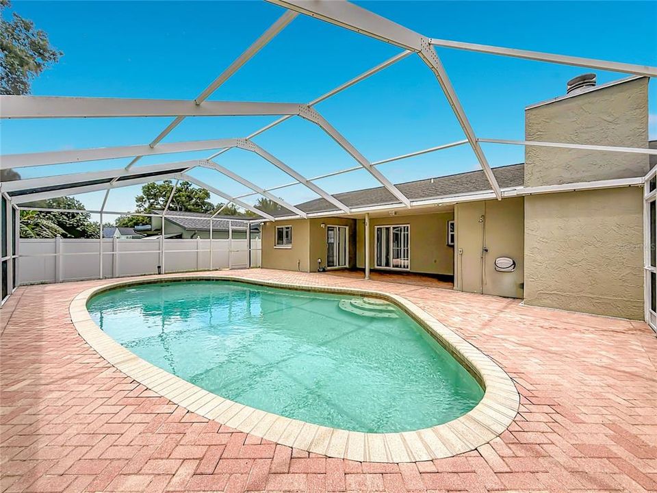 En Venta: $533,000 (3 camas, 2 baños, 1922 Pies cuadrados)