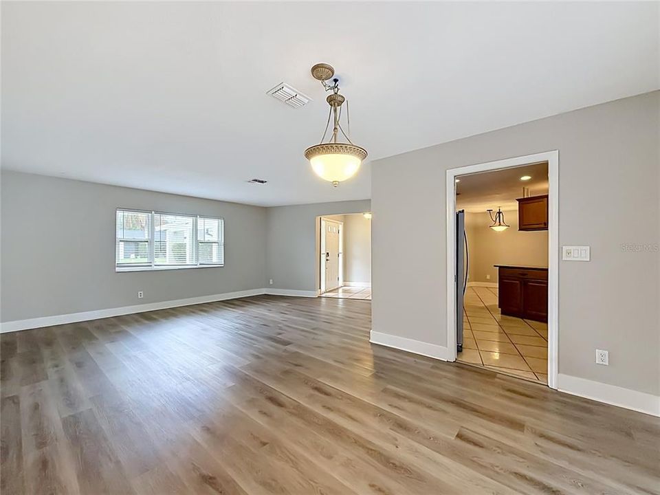 En Venta: $533,000 (3 camas, 2 baños, 1922 Pies cuadrados)