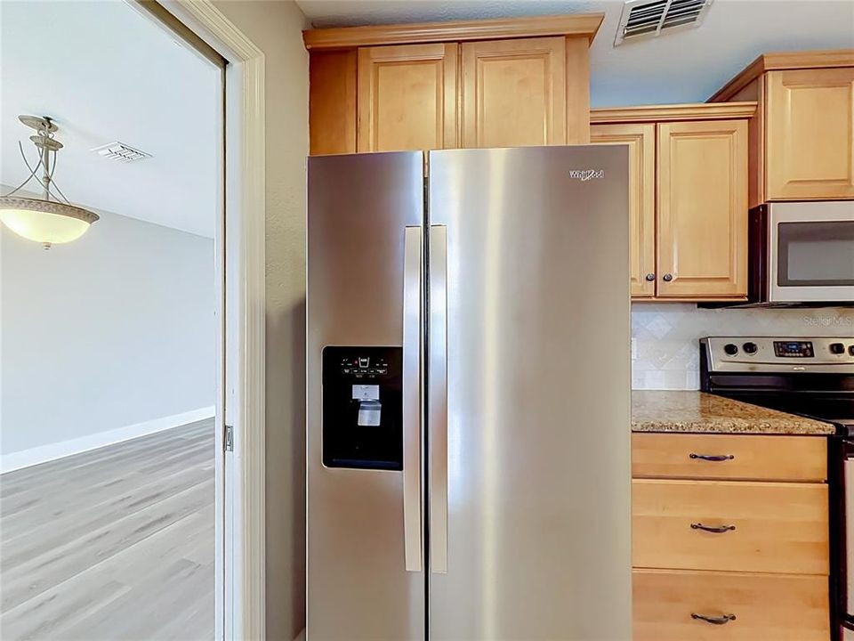 En Venta: $533,000 (3 camas, 2 baños, 1922 Pies cuadrados)