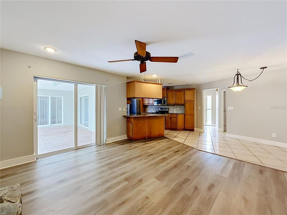 En Venta: $533,000 (3 camas, 2 baños, 1922 Pies cuadrados)