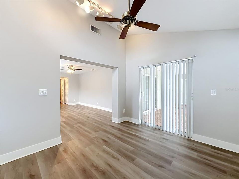 En Venta: $533,000 (3 camas, 2 baños, 1922 Pies cuadrados)