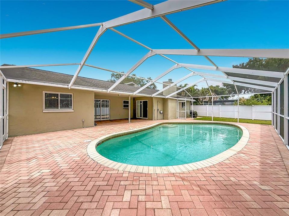 En Venta: $533,000 (3 camas, 2 baños, 1922 Pies cuadrados)