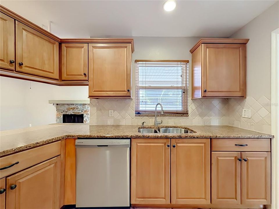 En Venta: $533,000 (3 camas, 2 baños, 1922 Pies cuadrados)