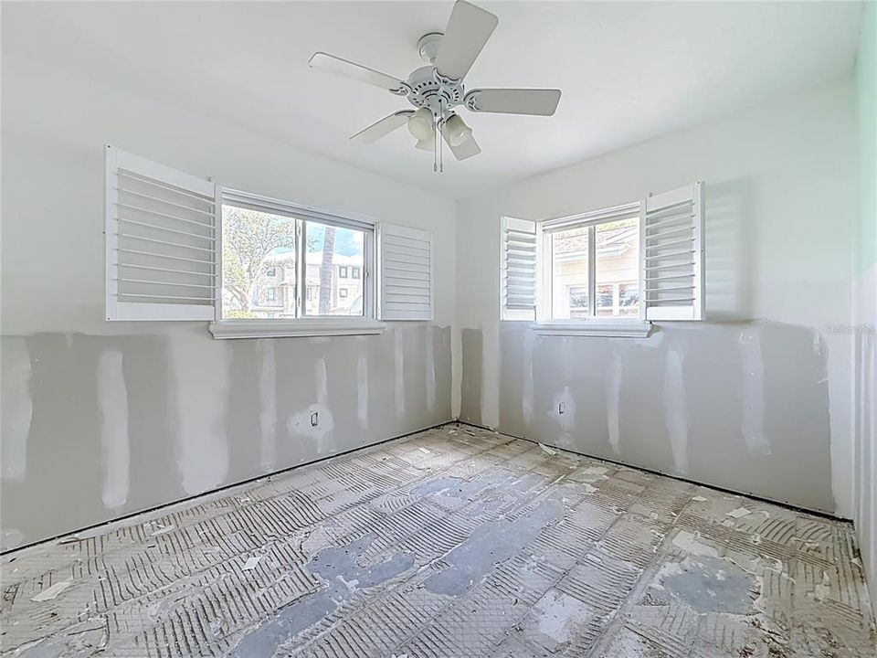 En Venta: $399,900 (3 camas, 2 baños, 1647 Pies cuadrados)