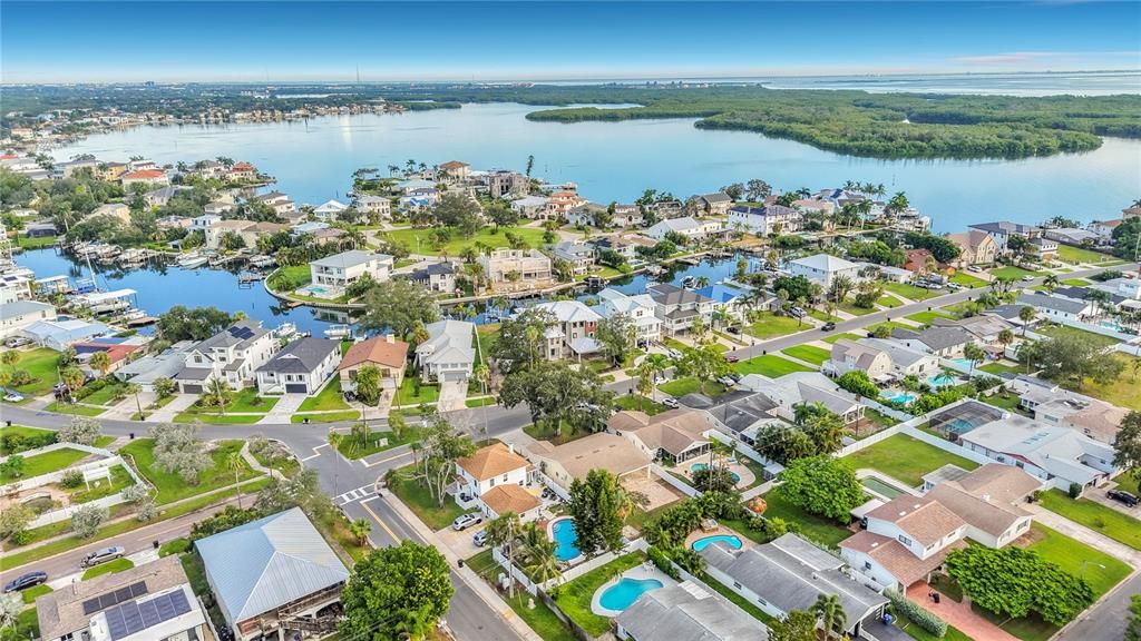 En Venta: $399,900 (3 camas, 2 baños, 1647 Pies cuadrados)