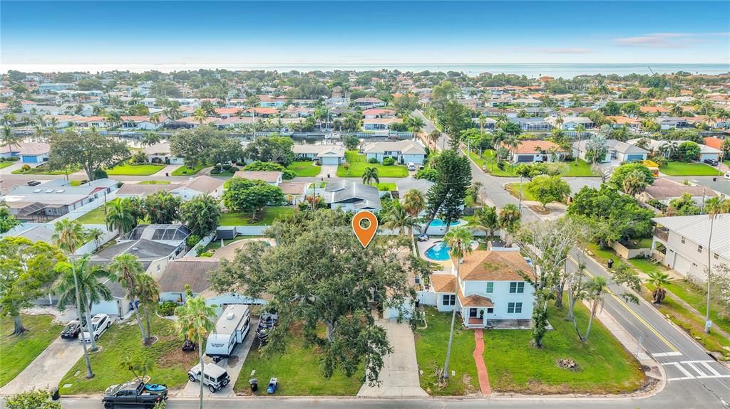 En Venta: $399,900 (3 camas, 2 baños, 1647 Pies cuadrados)