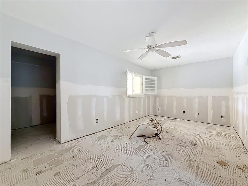 En Venta: $399,900 (3 camas, 2 baños, 1647 Pies cuadrados)