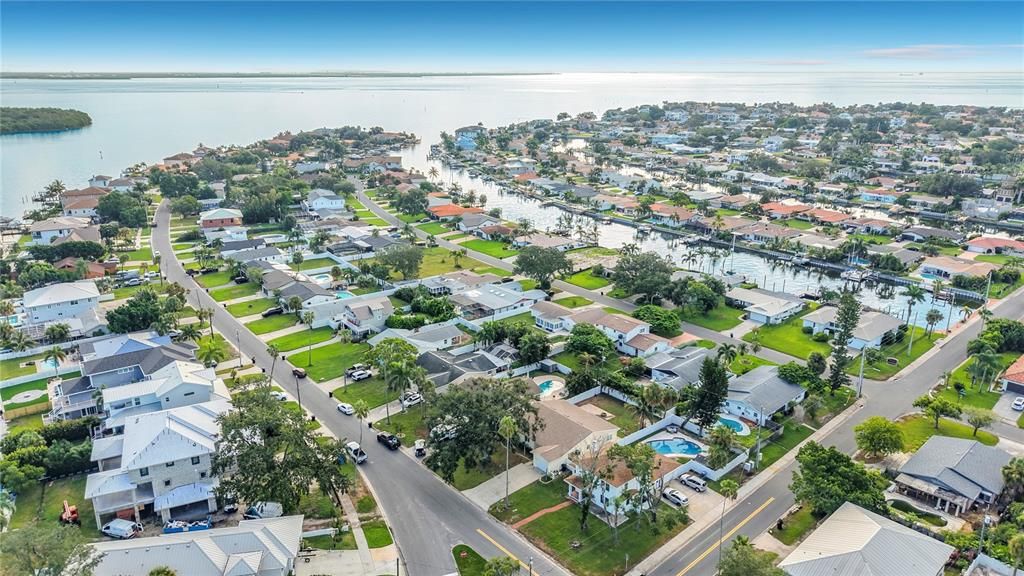 En Venta: $399,900 (3 camas, 2 baños, 1647 Pies cuadrados)