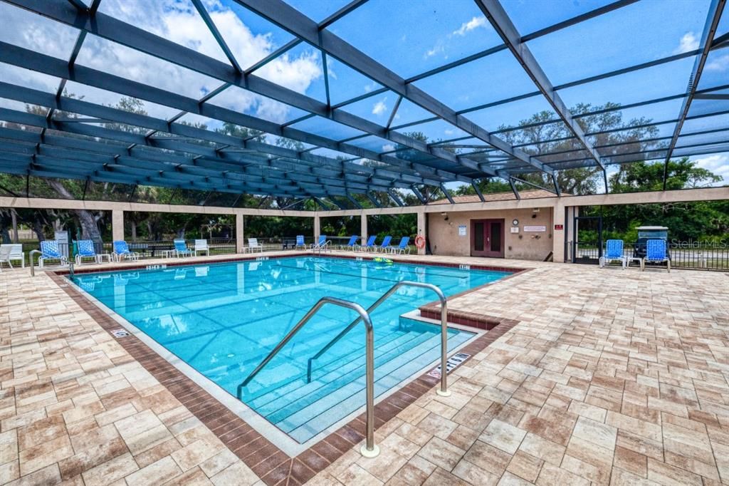 For Sale: $140,000 (2 beds, 2 baths, 1104 Square Feet)