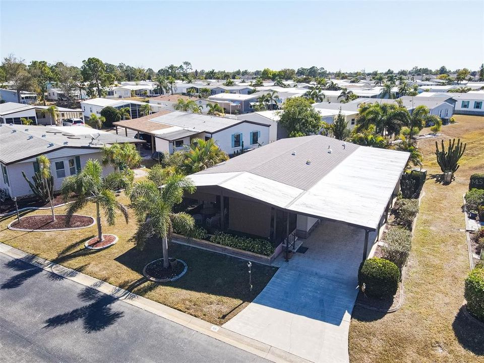 For Sale: $140,000 (2 beds, 2 baths, 1104 Square Feet)