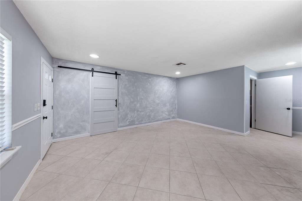En Venta: $349,000 (3 camas, 2 baños, 1708 Pies cuadrados)