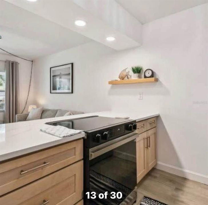 For Sale: $109,000 (1 beds, 1 baths, 780 Square Feet)
