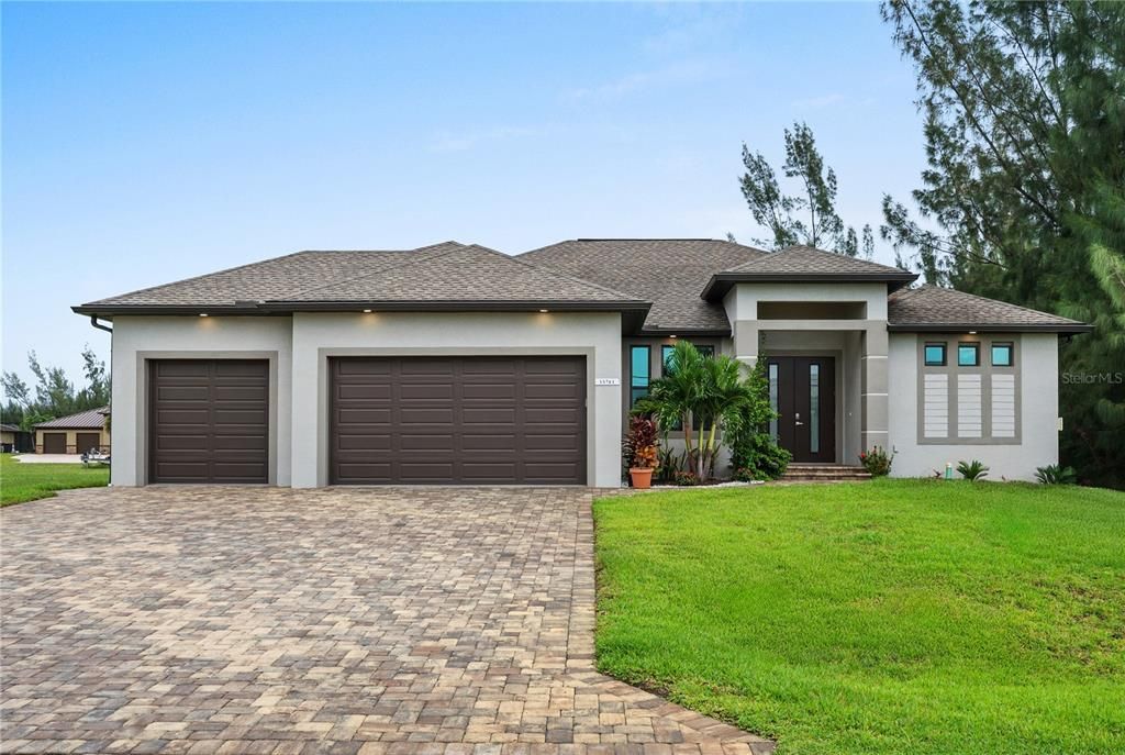 На продажу: $459,000 (3 спален, 2 ванн, 1812 Квадратных фут)
