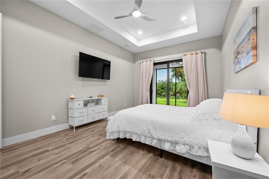 На продажу: $459,000 (3 спален, 2 ванн, 1812 Квадратных фут)
