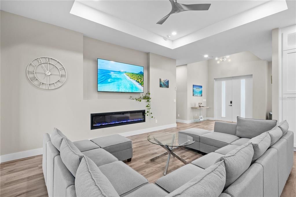 На продажу: $459,000 (3 спален, 2 ванн, 1812 Квадратных фут)