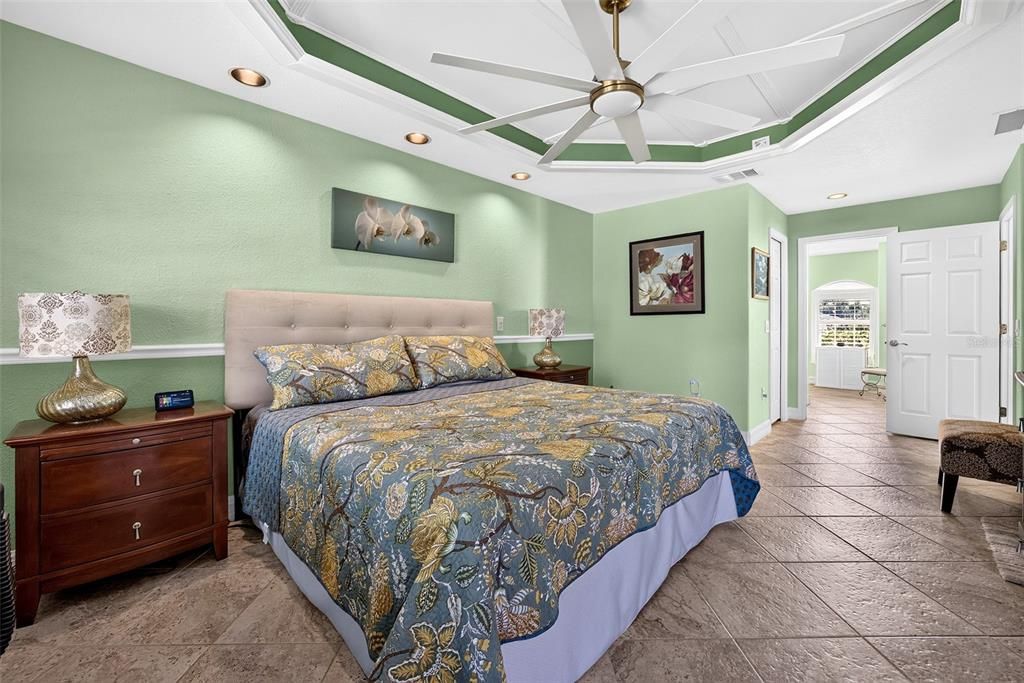 Active With Contract: $439,900 (3 beds, 2 baths, 1896 Square Feet)