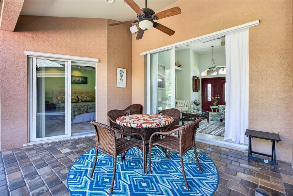 Active With Contract: $439,900 (3 beds, 2 baths, 1896 Square Feet)