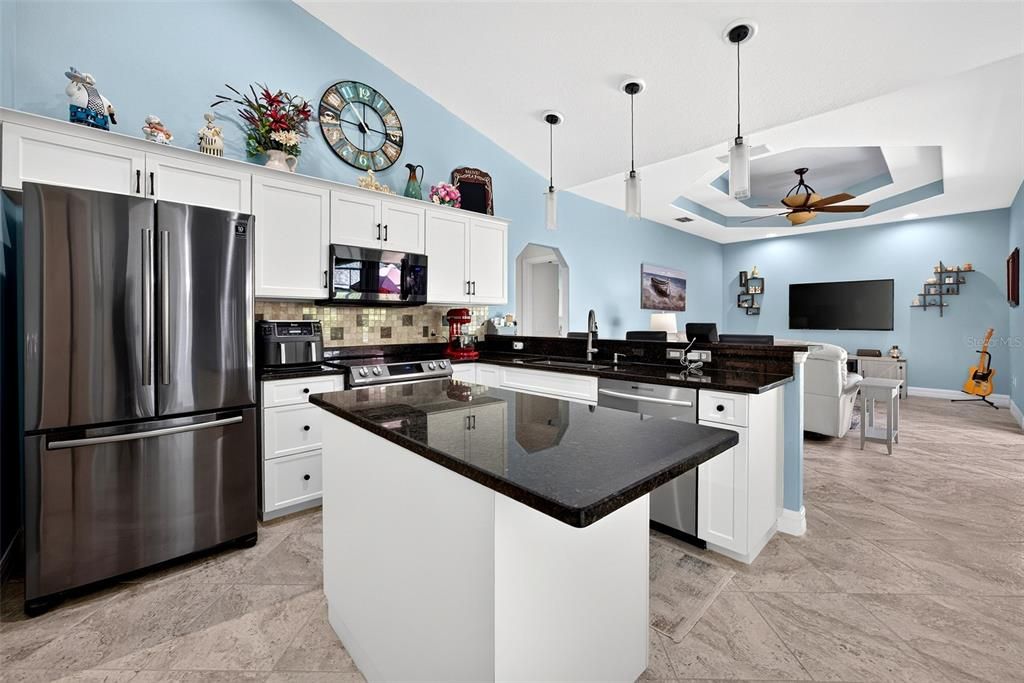 Active With Contract: $439,900 (3 beds, 2 baths, 1896 Square Feet)