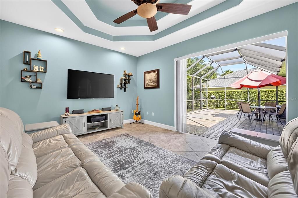Active With Contract: $439,900 (3 beds, 2 baths, 1896 Square Feet)