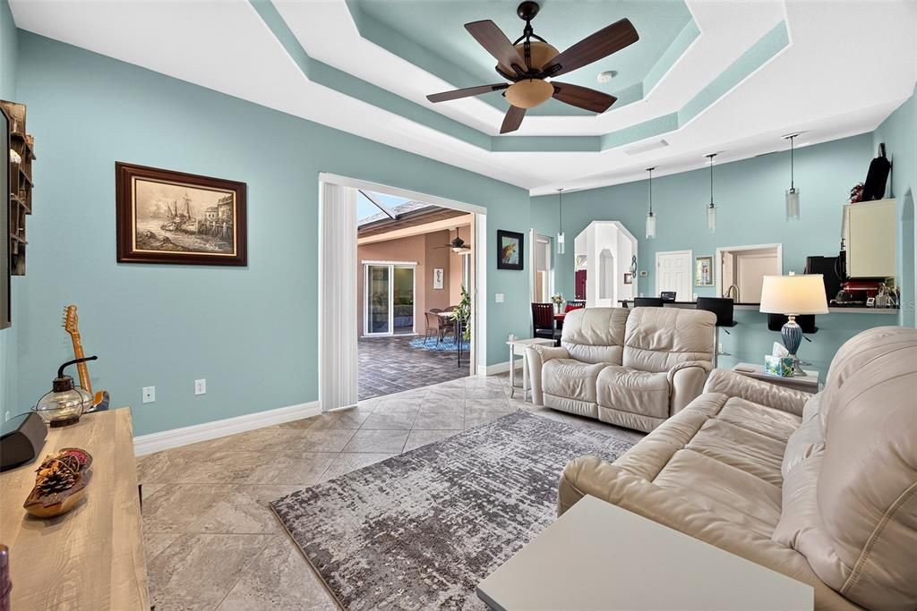 Active With Contract: $439,900 (3 beds, 2 baths, 1896 Square Feet)