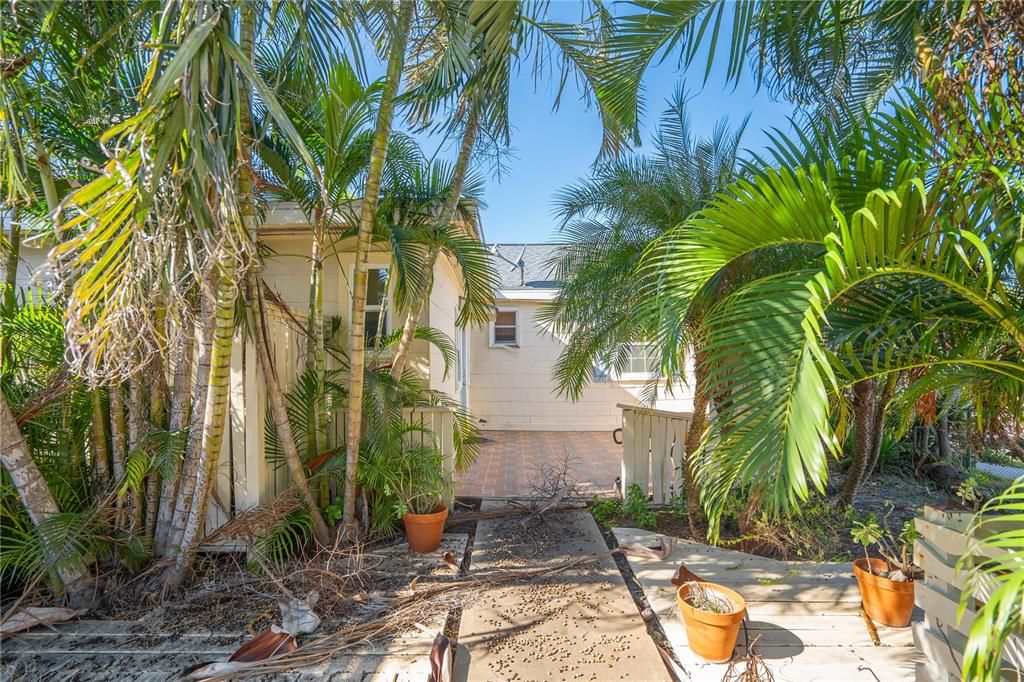 En Venta: $399,900 (4 camas, 3 baños, 1149 Pies cuadrados)