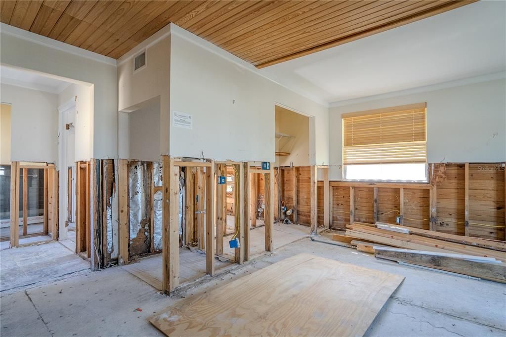 En Venta: $399,900 (4 camas, 3 baños, 1149 Pies cuadrados)