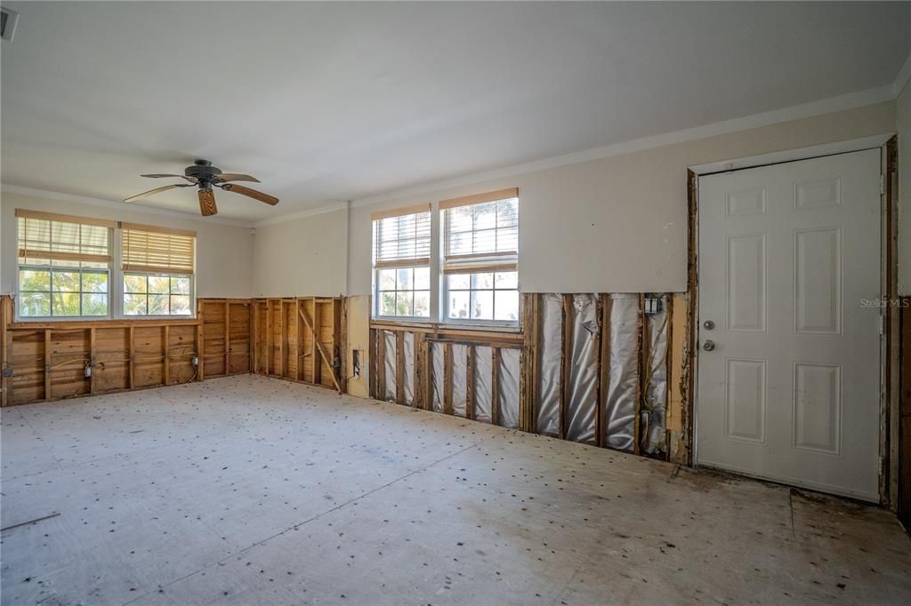En Venta: $399,900 (4 camas, 3 baños, 1149 Pies cuadrados)