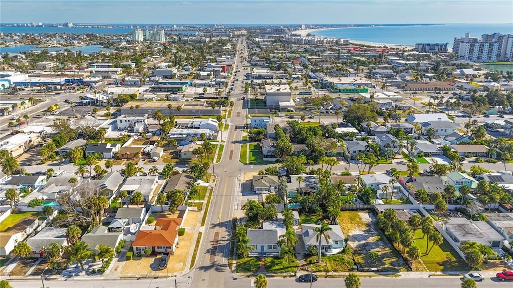 En Venta: $399,900 (4 camas, 3 baños, 1149 Pies cuadrados)
