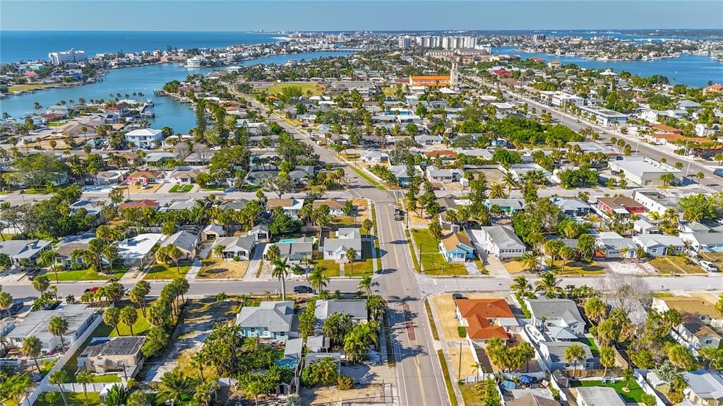 En Venta: $399,900 (4 camas, 3 baños, 1149 Pies cuadrados)