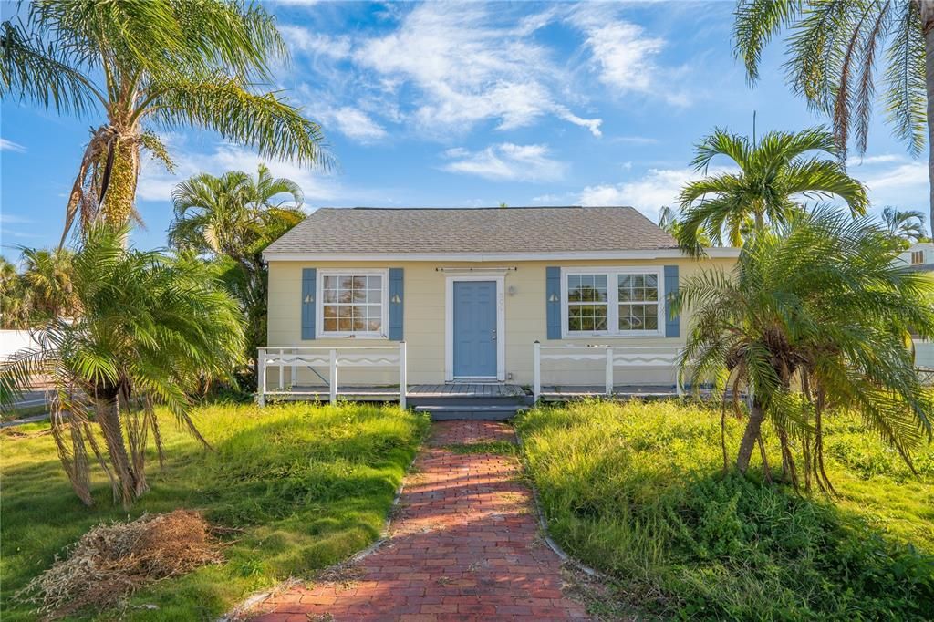 En Venta: $399,900 (4 camas, 3 baños, 1149 Pies cuadrados)