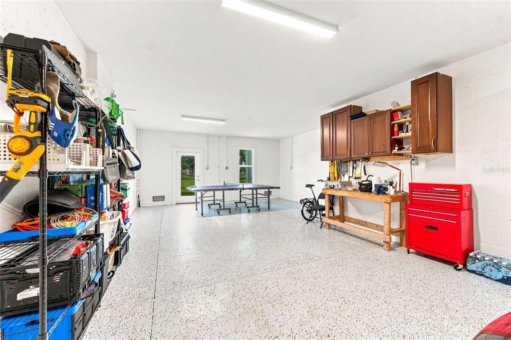 En Venta: $770,000 (3 camas, 2 baños, 2239 Pies cuadrados)
