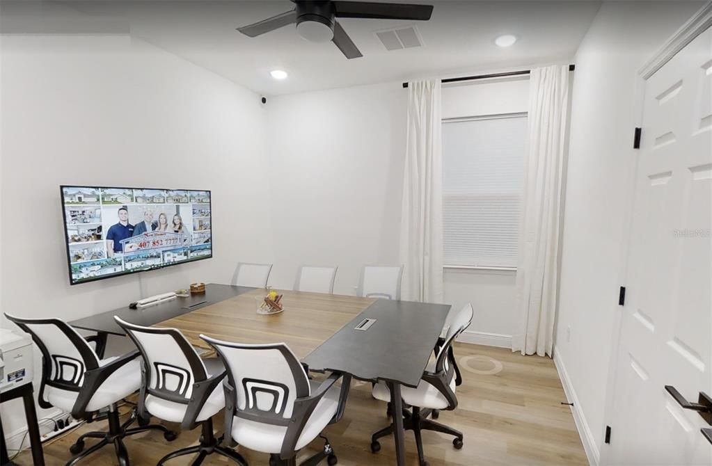 En Venta: $447,900 (4 camas, 2 baños, 1804 Pies cuadrados)