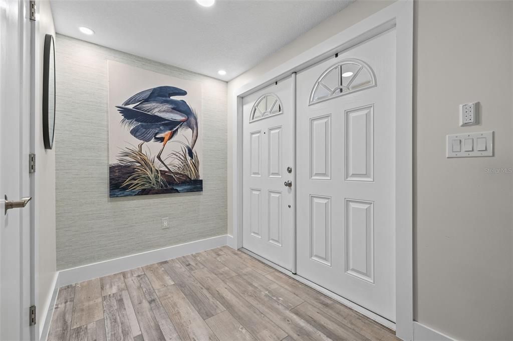 En Venta: $429,000 (3 camas, 2 baños, 1299 Pies cuadrados)
