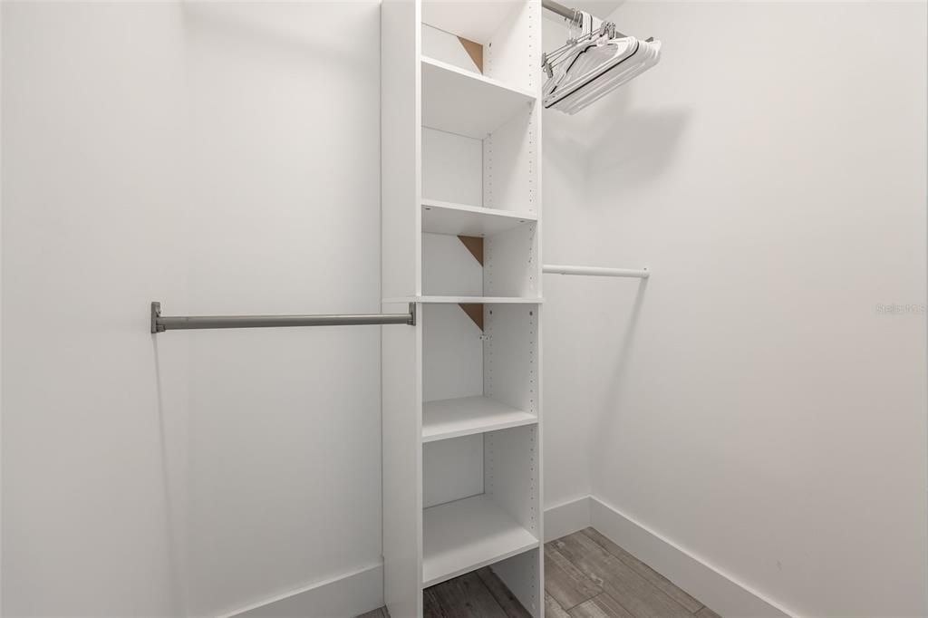 En Venta: $429,000 (3 camas, 2 baños, 1299 Pies cuadrados)