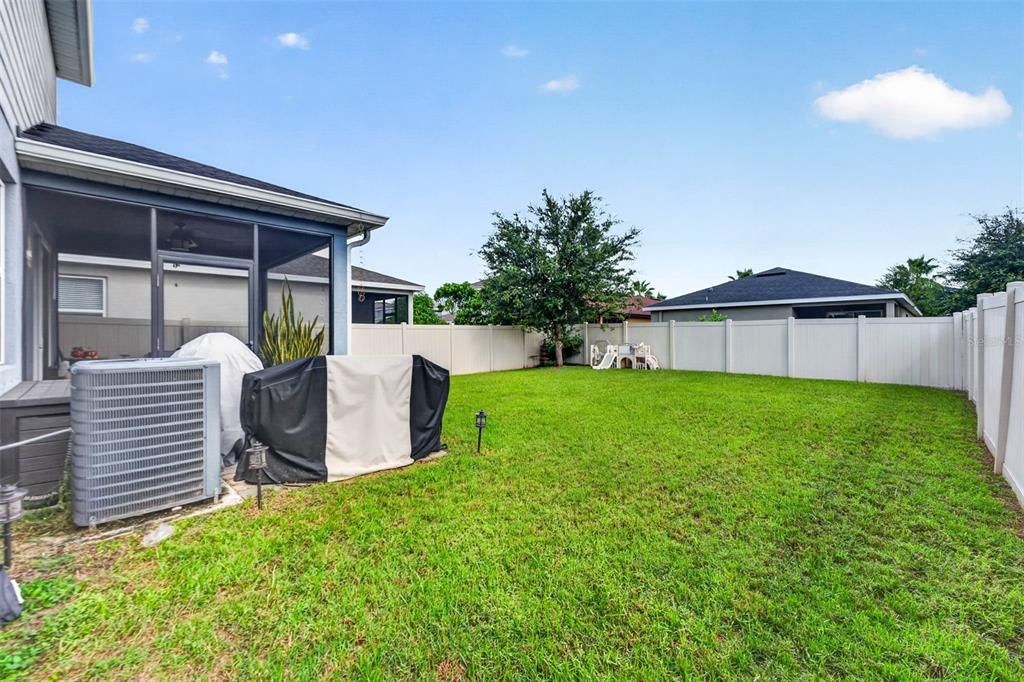 For Sale: $370,000 (3 beds, 2 baths, 1934 Square Feet)