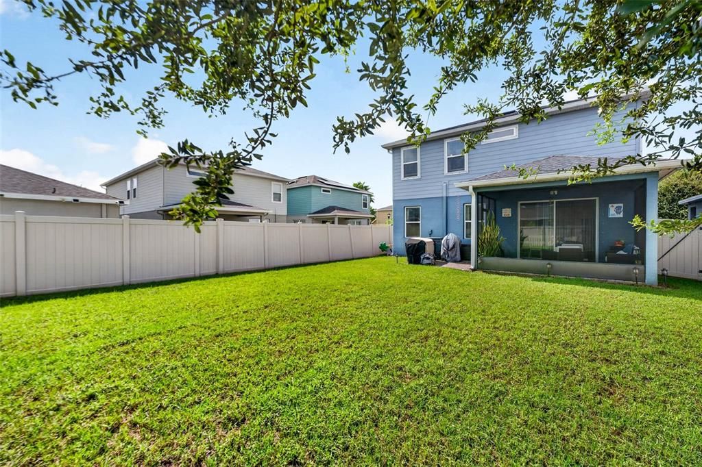 For Sale: $370,000 (3 beds, 2 baths, 1934 Square Feet)