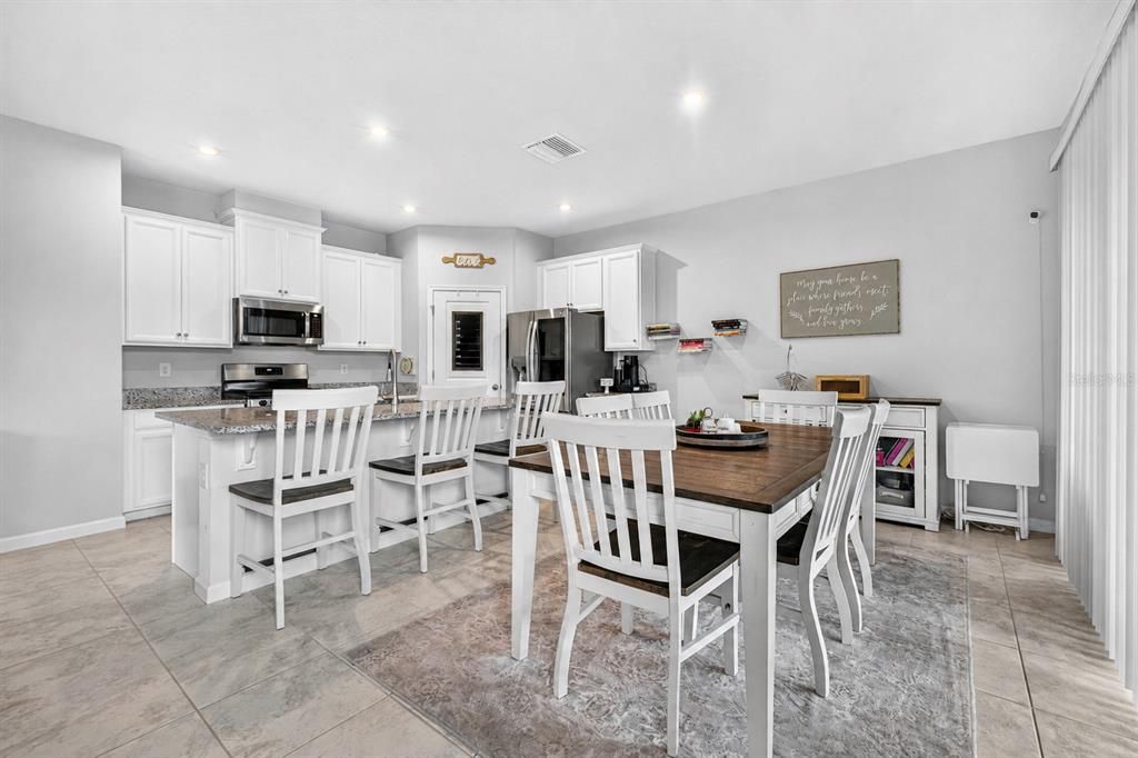 For Sale: $370,000 (3 beds, 2 baths, 1934 Square Feet)