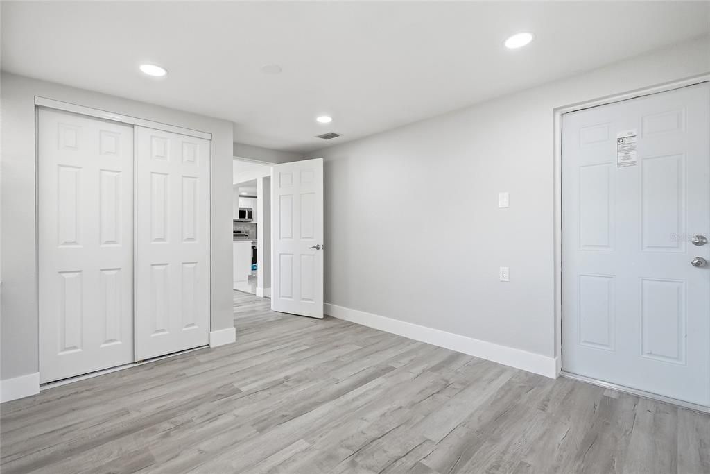 For Sale: $290,000 (3 beds, 2 baths, 1132 Square Feet)