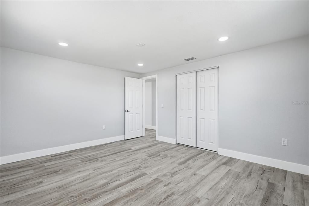 For Sale: $290,000 (3 beds, 2 baths, 1132 Square Feet)