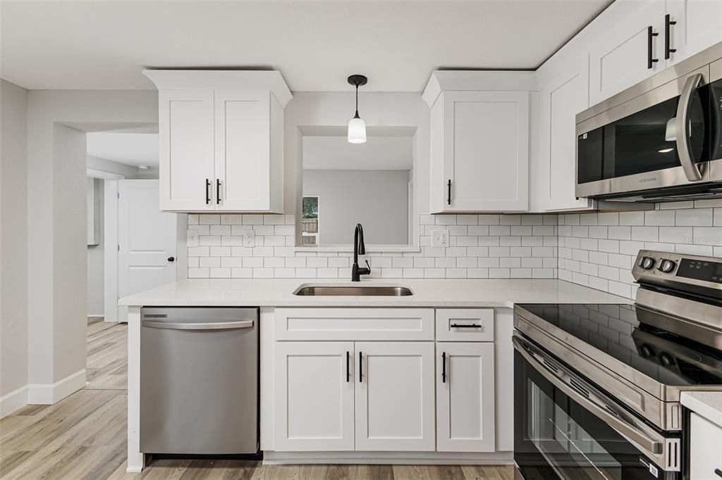 En Venta: $239,950 (3 camas, 1 baños, 1211 Pies cuadrados)