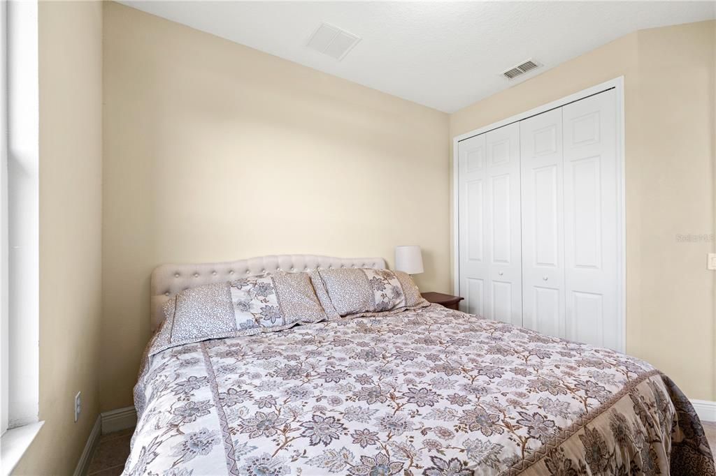 En Venta: $635,000 (4 camas, 3 baños, 2609 Pies cuadrados)