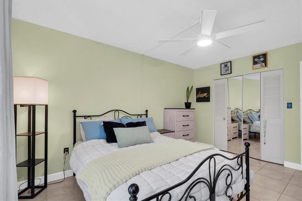 En Venta: $159,000 (2 camas, 2 baños, 1270 Pies cuadrados)