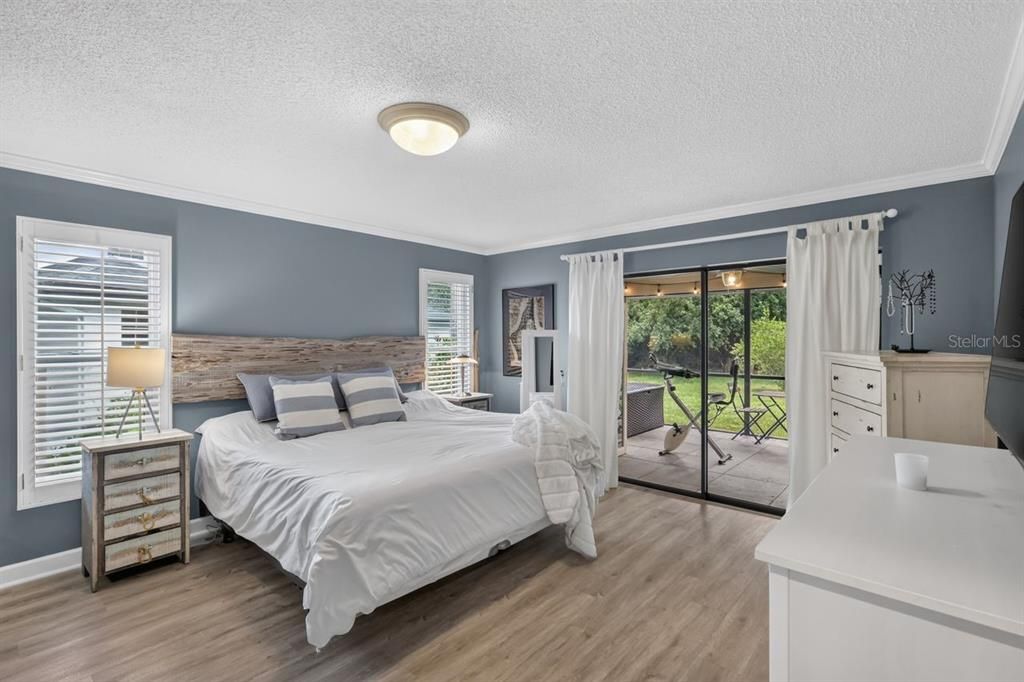 For Sale: $795,000 (4 beds, 2 baths, 2274 Square Feet)