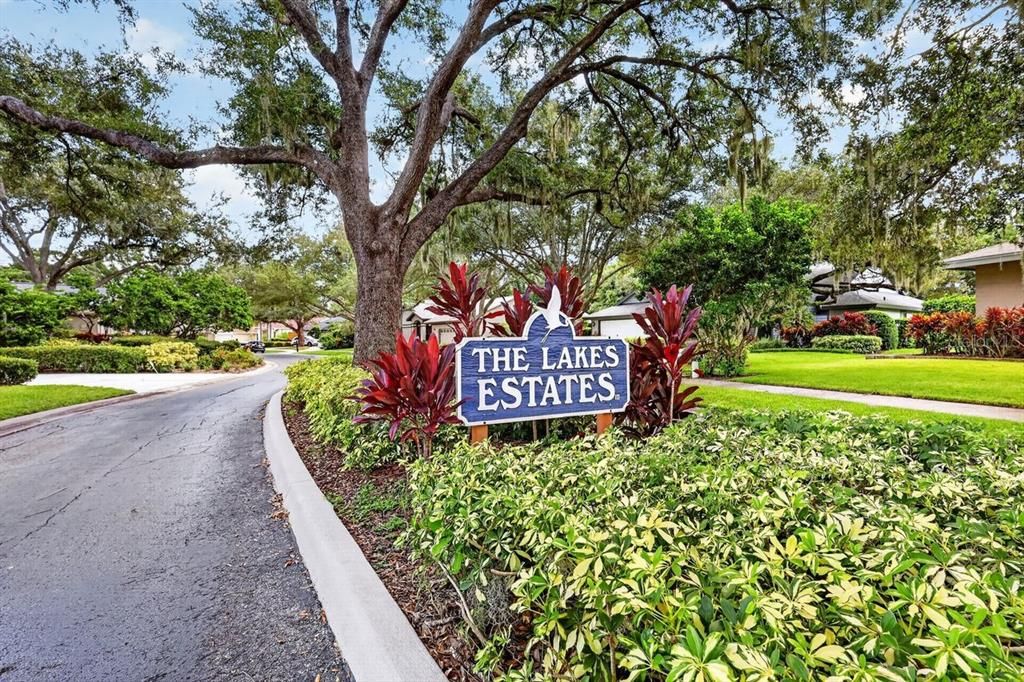 For Sale: $795,000 (4 beds, 2 baths, 2274 Square Feet)