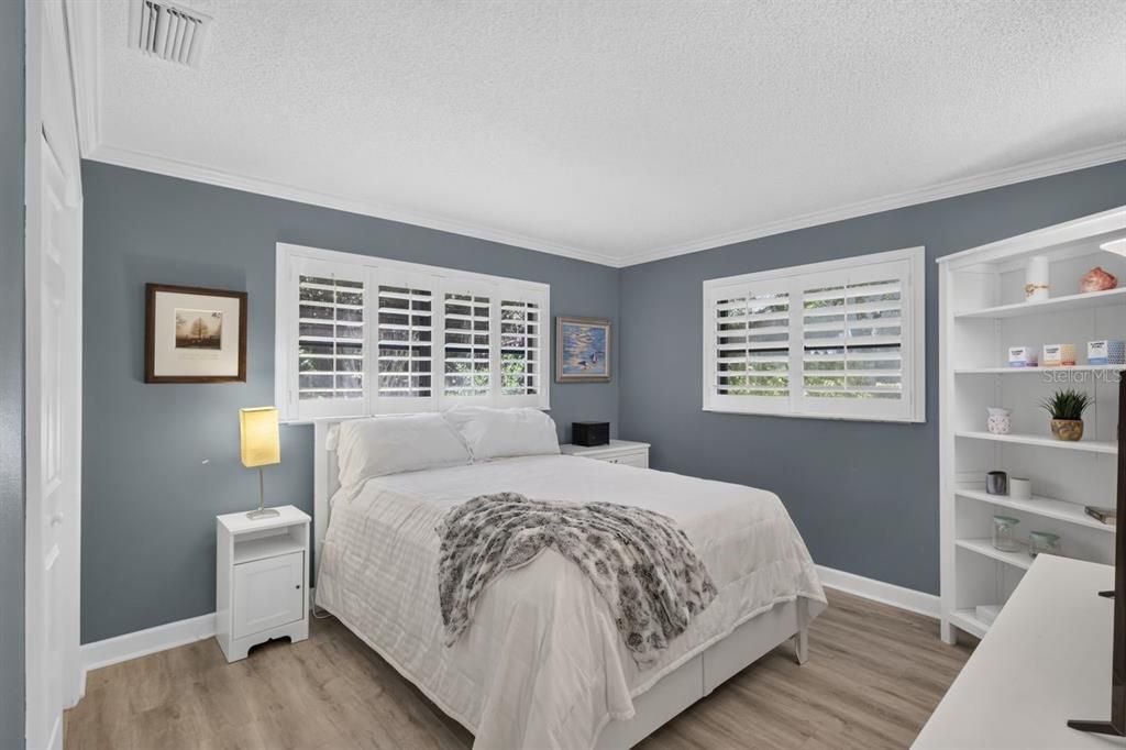 For Sale: $795,000 (4 beds, 2 baths, 2274 Square Feet)